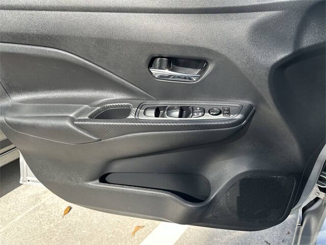 2023 Nissan Versa SV