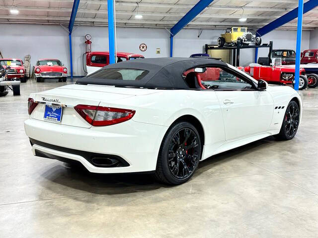 2016 Maserati GranTurismo