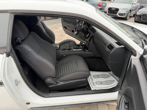 2014 Dodge Challenger SXT