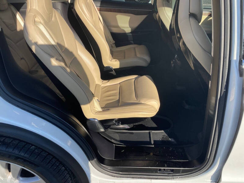 2016 Tesla Model X 90D