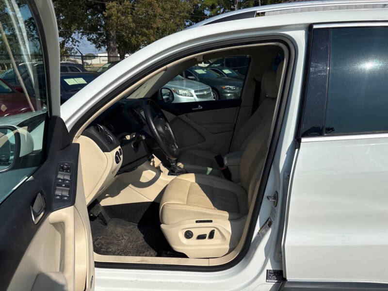 2017 Volkswagen Tiguan 2.0T SEL