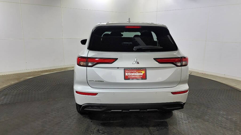 2024 Mitsubishi Outlander for sale at NJ Car Buyer in Jersey City, NJ