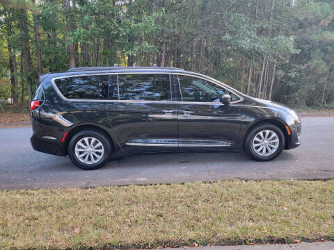 2017 Chrysler Pacifica Touring Plus