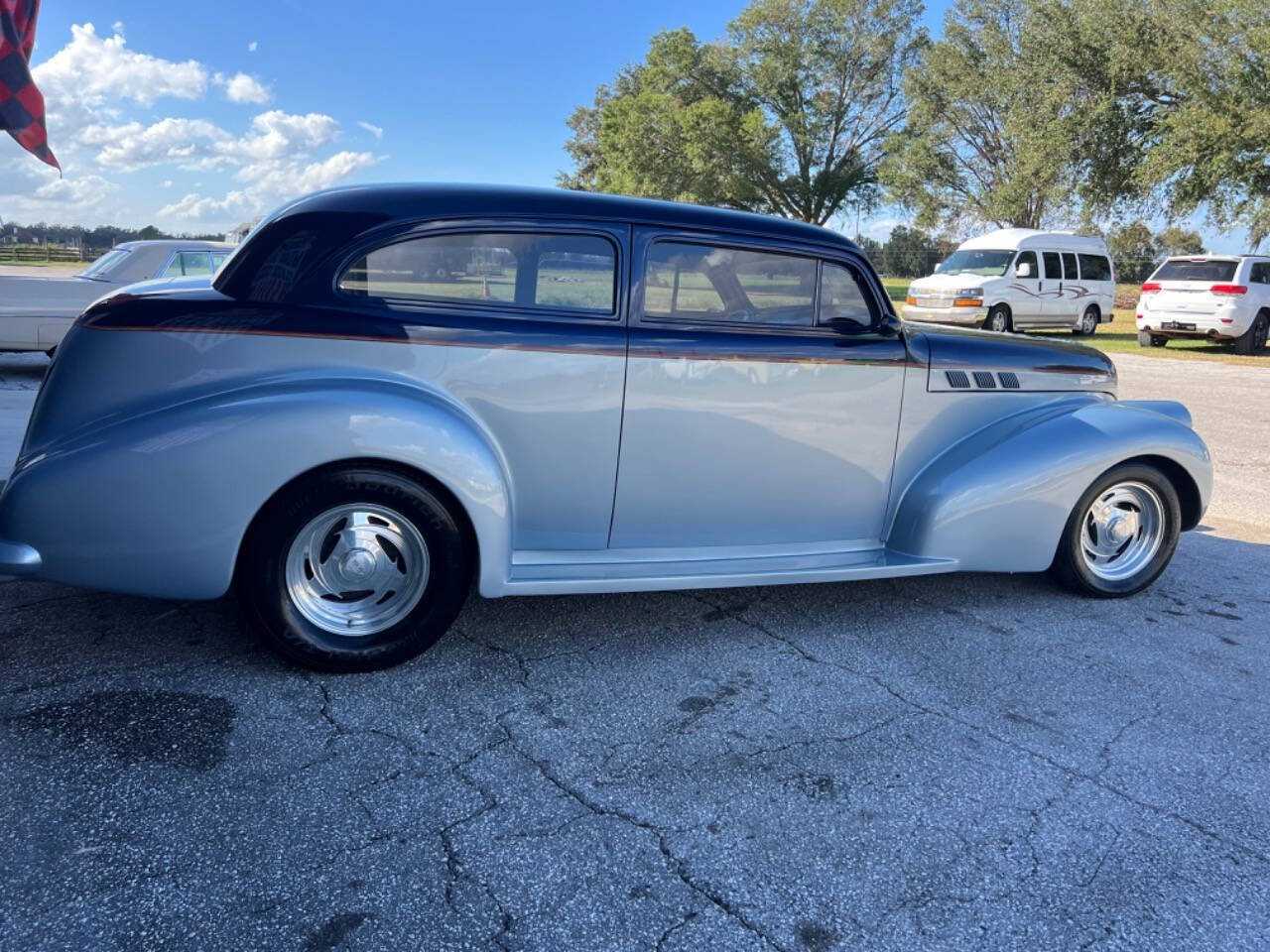 1940 Pontiac Deluxe for sale at Memory Lane Classic Cars in Bushnell, FL