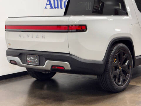 2022 Rivian R1T Adventure