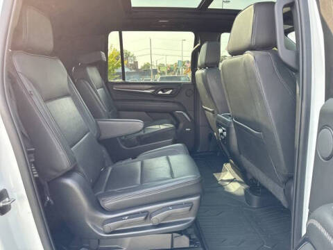 2022 GMC Yukon XL Denali