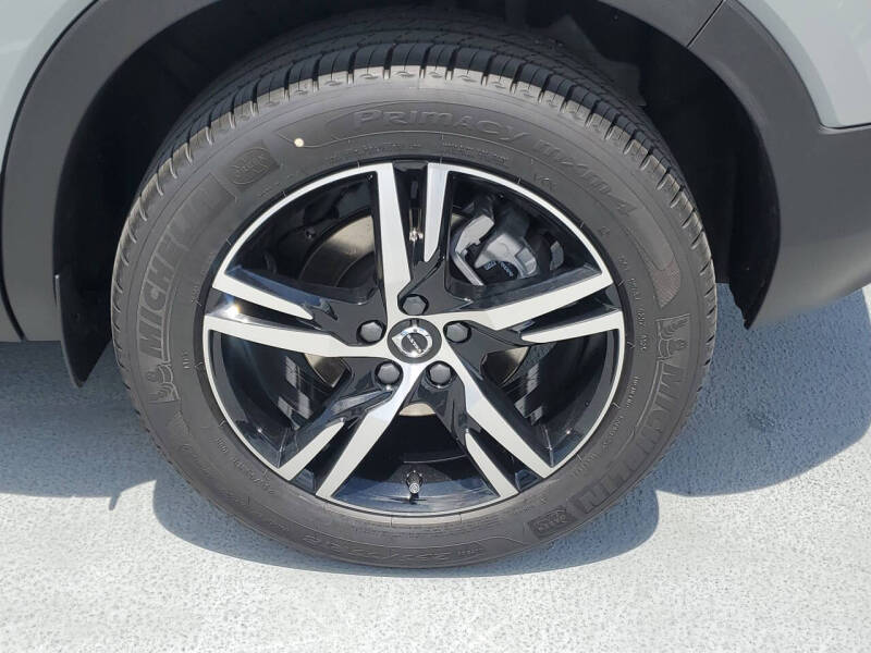 2026 Volvo XC40 B4 Core