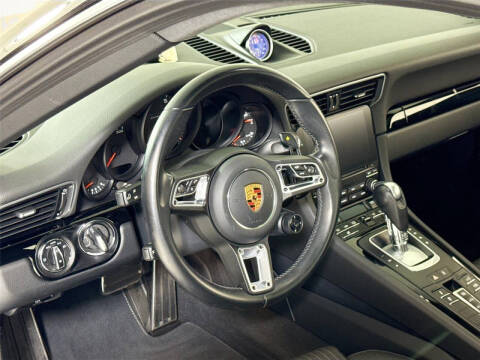 2019 Porsche 911 Carrera T