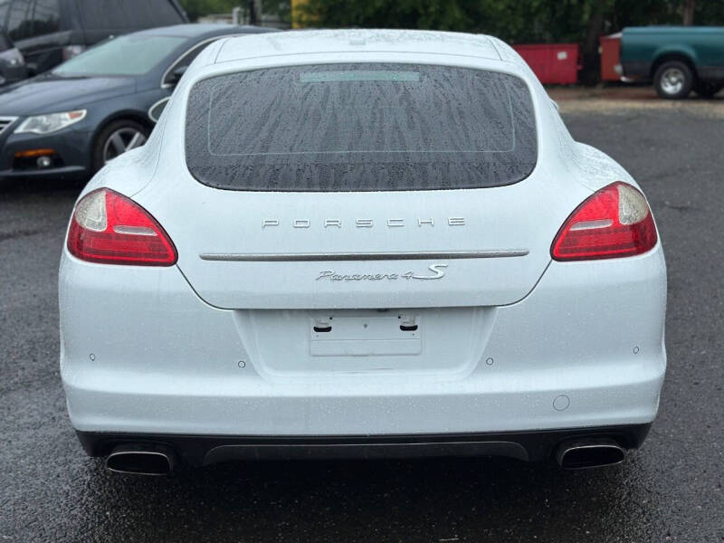 2013 Porsche Panamera