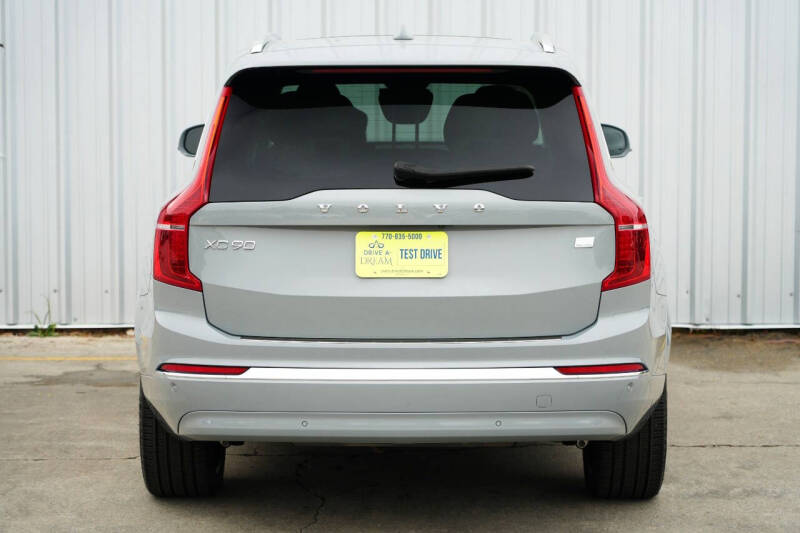 2024 Volvo XC90 Recharge T8 Ultimate Bright Theme 7P