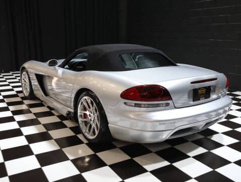2004 Dodge Viper SRT-10