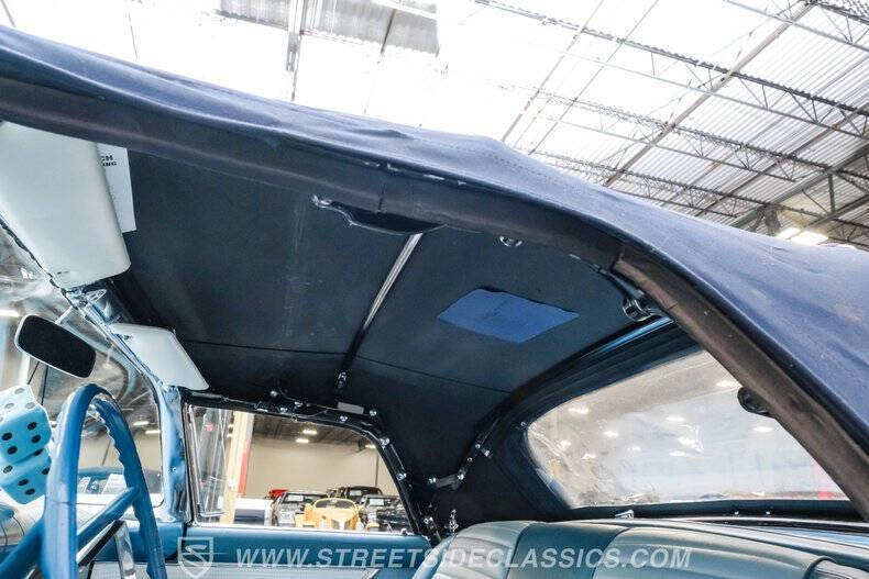 1957 Ford Thunderbird