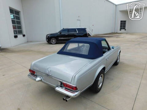 1965 Mercedes-Benz SL-Class