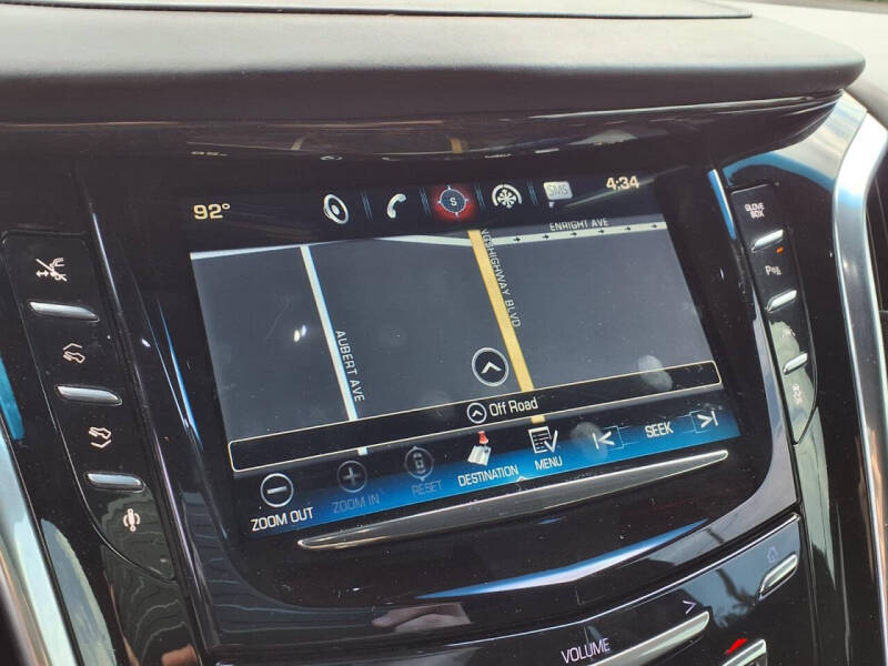2016 Cadillac Escalade Platinum