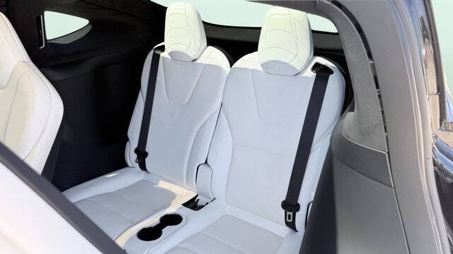 2022 Tesla Model X Plaid