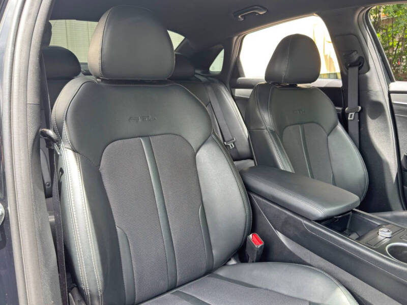 2023 Kia K5