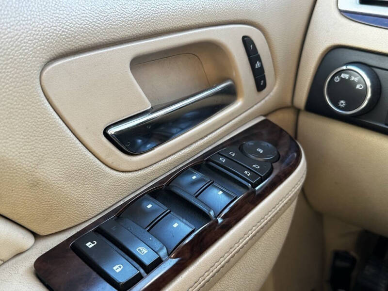 2011 Cadillac Escalade ESV Premium