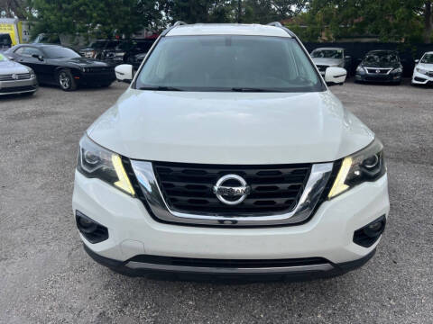 2018 Nissan Pathfinder SL
