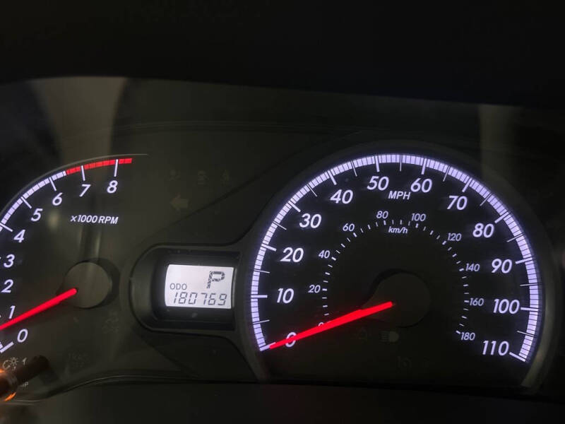 2014 Toyota Sienna LE 8-Passenger