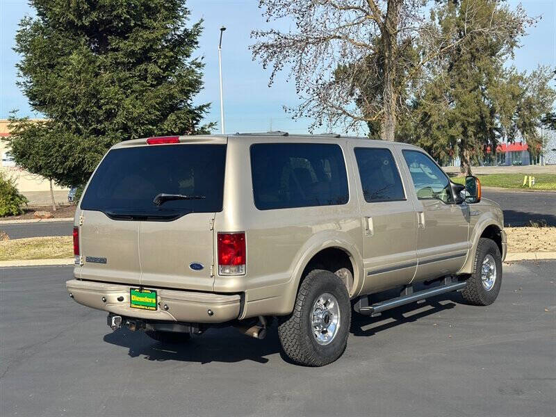 2005 Ford Excursion Limited