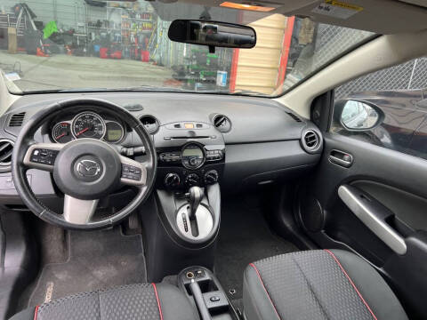 2014 Mazda MAZDA2 Touring
