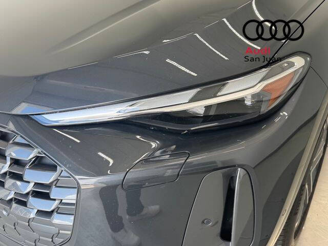 2025 Audi Q5 quattro Premium TFSI