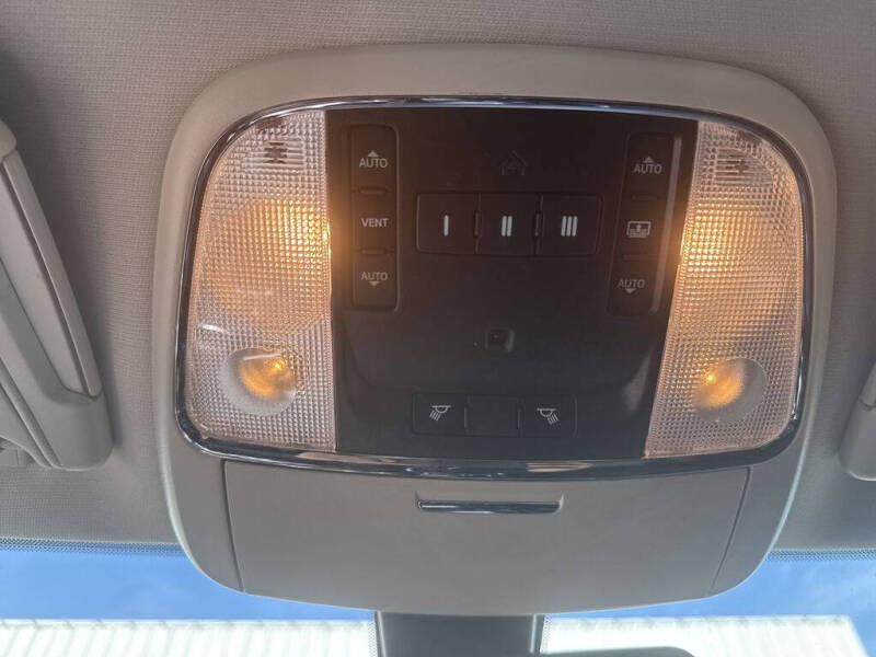 2018 Chrysler 300 Touring L