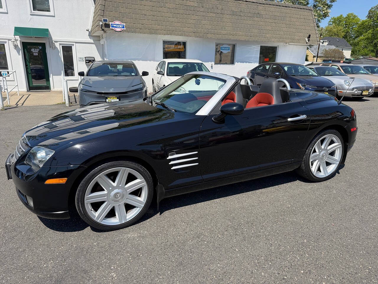 2007 Chrysler Crossfire 16