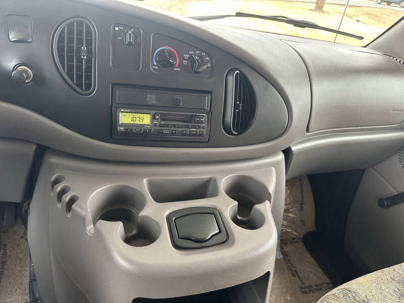 2000 Ford E-Series E-350 SD