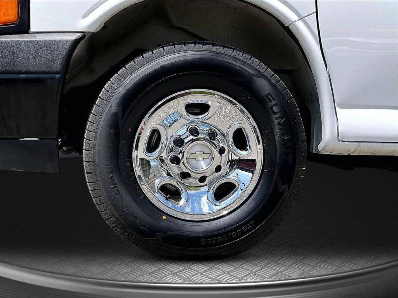 2021 Chevrolet Express 2500