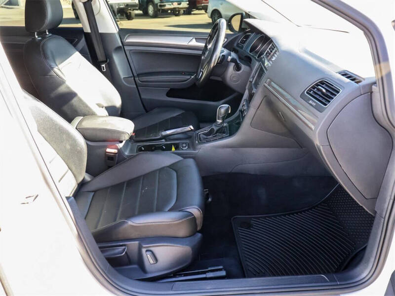 2017 Volkswagen Golf Alltrack TSI SEL 4Motion