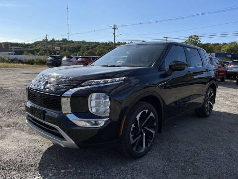 2024 Mitsubishi Outlander for sale at Midstate Auto Group in Auburn MA