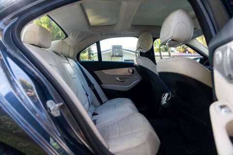 2015 Mercedes-Benz C-Class C 300