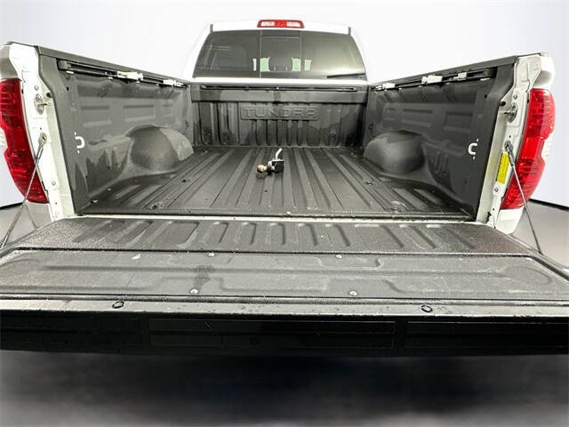 2017 Toyota Tundra SR5