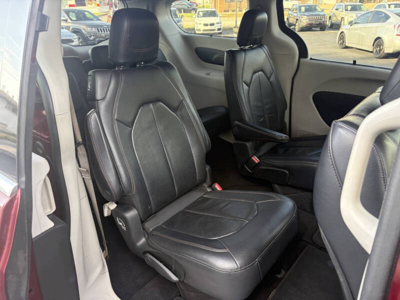 2018 Chrysler Pacifica Touring L