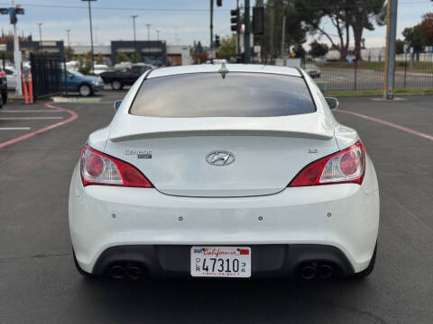 2010 Hyundai Genesis Coupe 3.8L Grand Touring