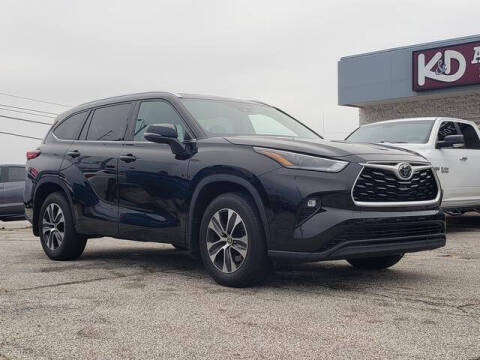 2021 Toyota Highlander for sale at K & D Auto Sales in Akron OH