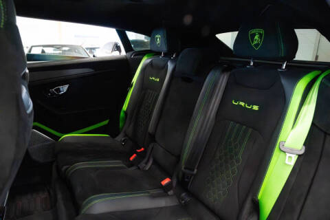 2024 Lamborghini Urus Performante