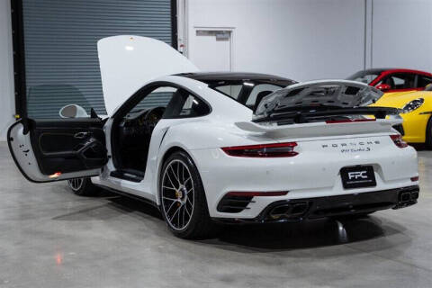 2018 Porsche 911 Turbo S