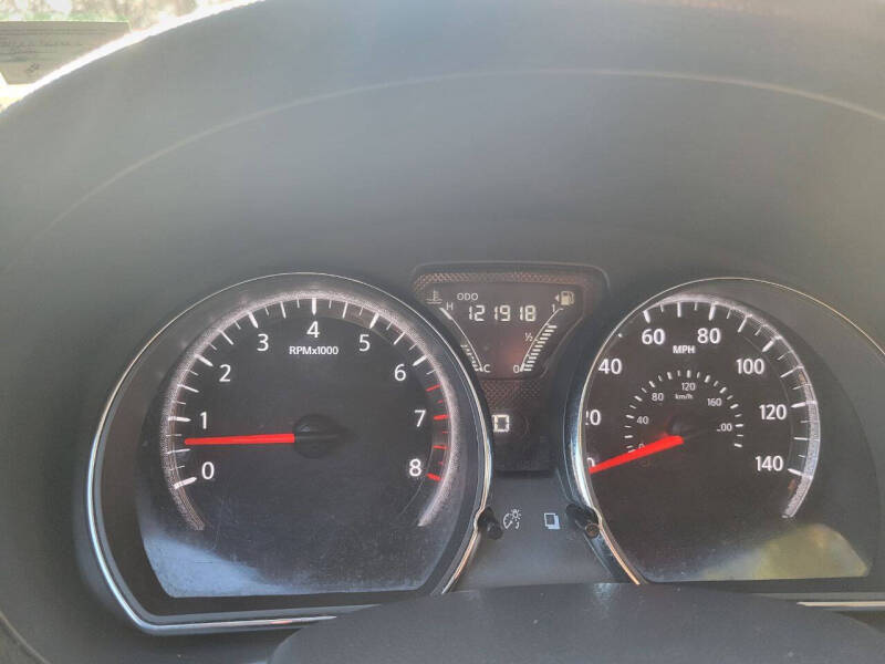 2019 Nissan Versa S Plus