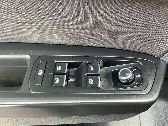 2018 Volkswagen Atlas V6 S