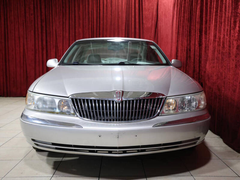 2002 Lincoln Continental