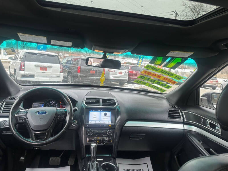 2017 Ford Explorer XLT