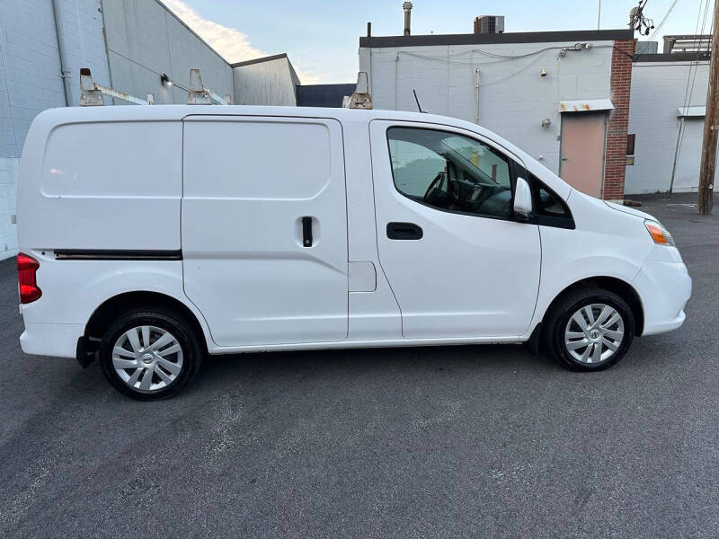 2017 Nissan NV200