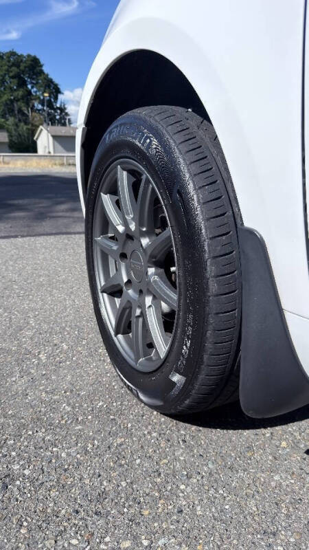 2014 Kia Sedona LX