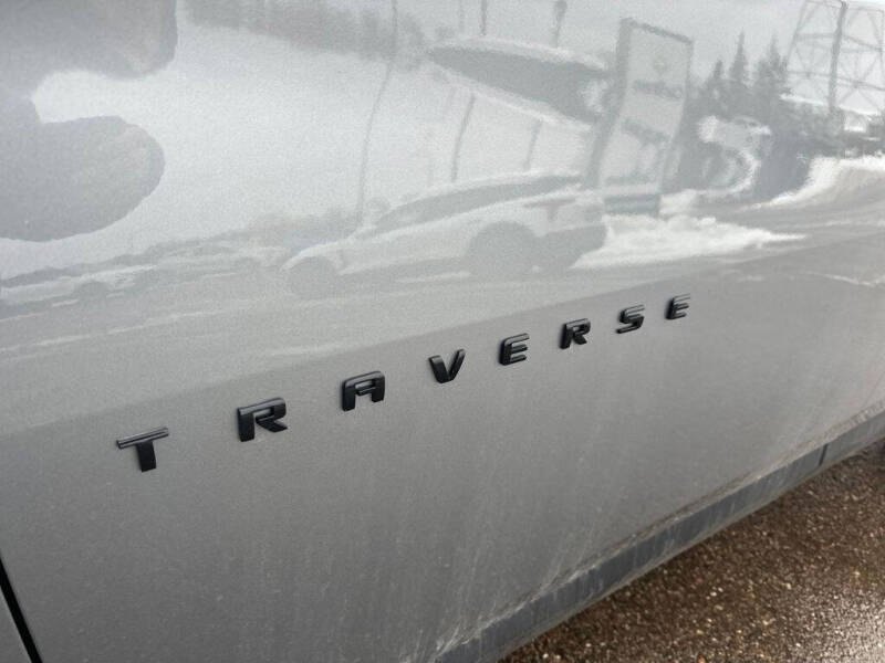 2023 Chevrolet Traverse RS