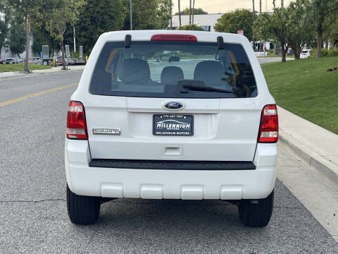 2011 Ford Escape XLS