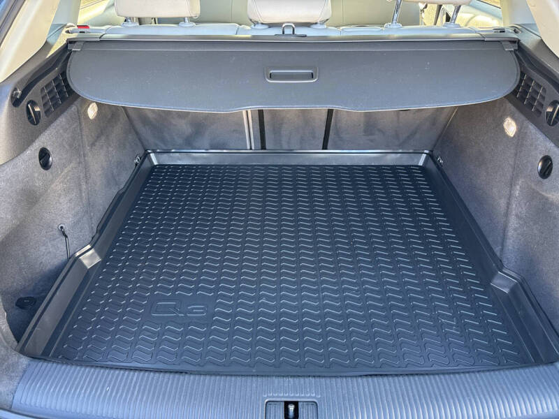 2016 Audi Q3 2.0T quattro Premium Plus