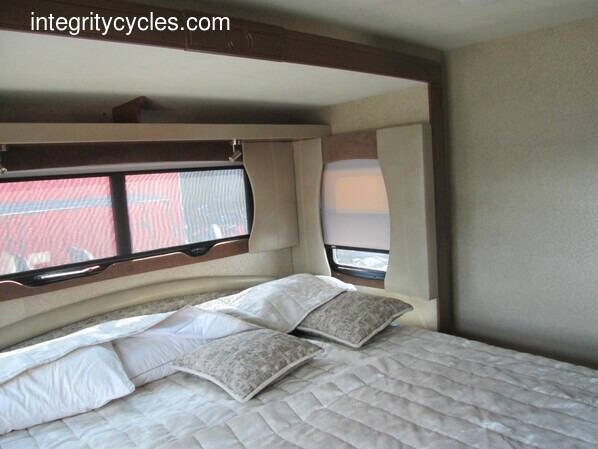 2020 Lance Camper 2465