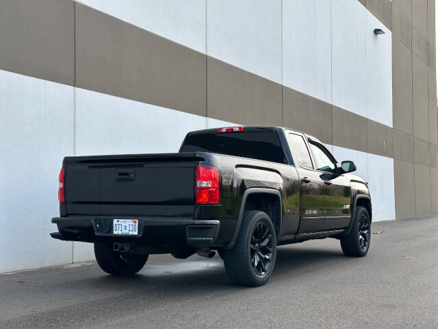 2018 GMC Sierra 1500 for sale at Phoenix Motor Co in Romulus, MI